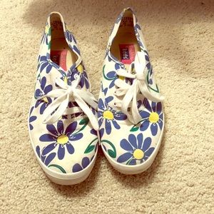 Lilly Pulitzer keds